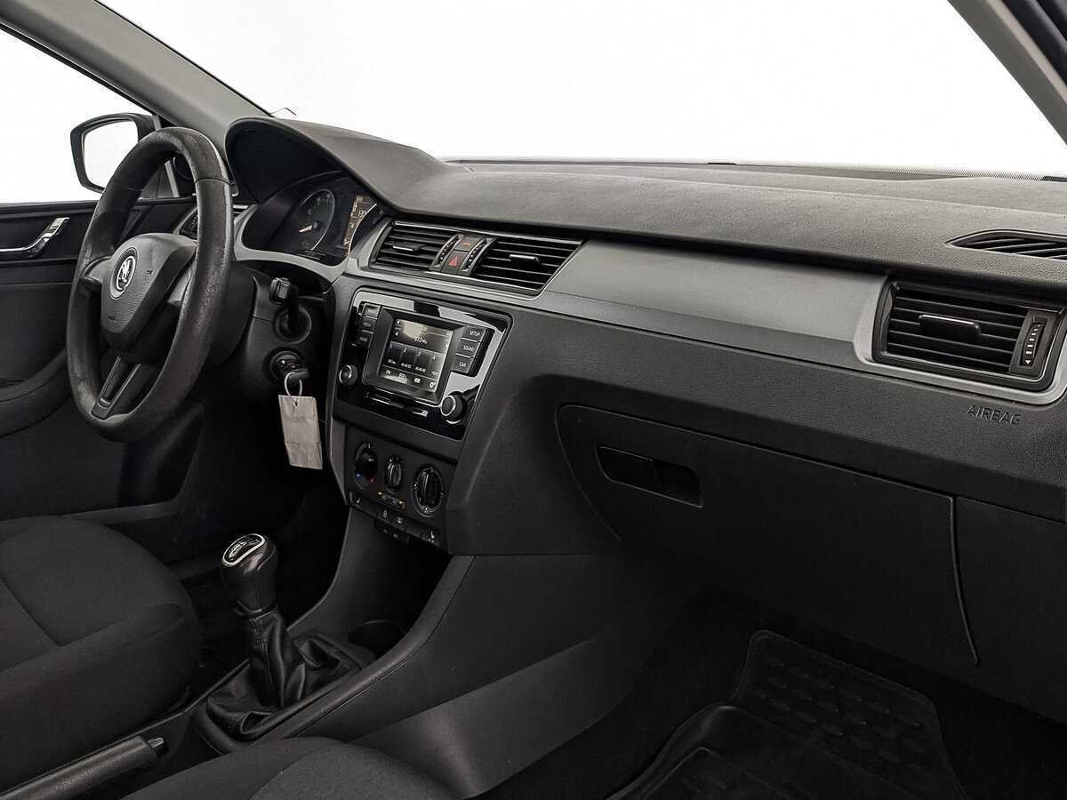 Skoda Rapid б/у, 2017, Механическая. Фото: #11