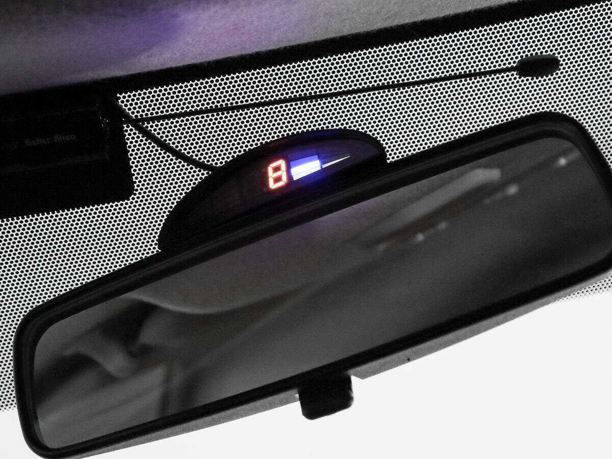 Nissan Almera б/у, 2015, Механическая. Фото: #11