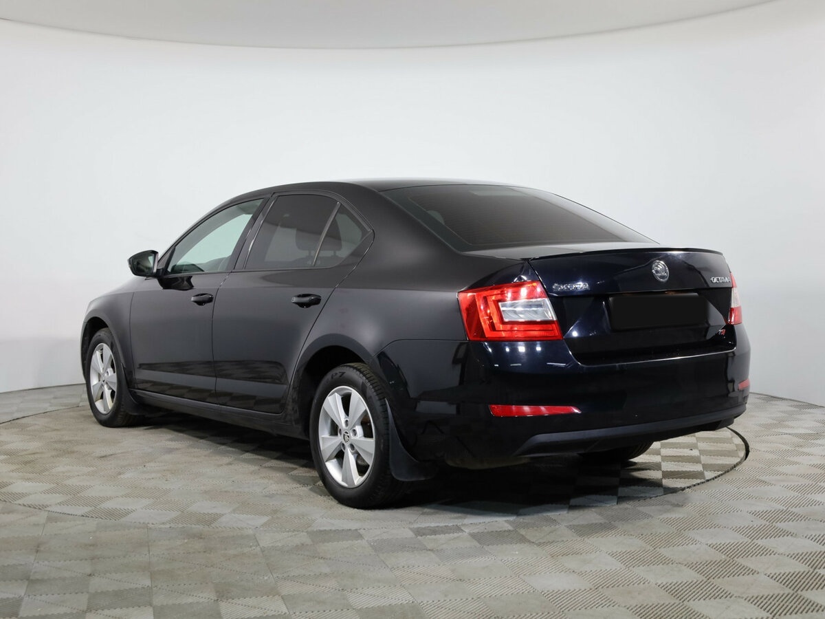 Skoda Octavia б/у, 2013, Механическая. Фото: #2