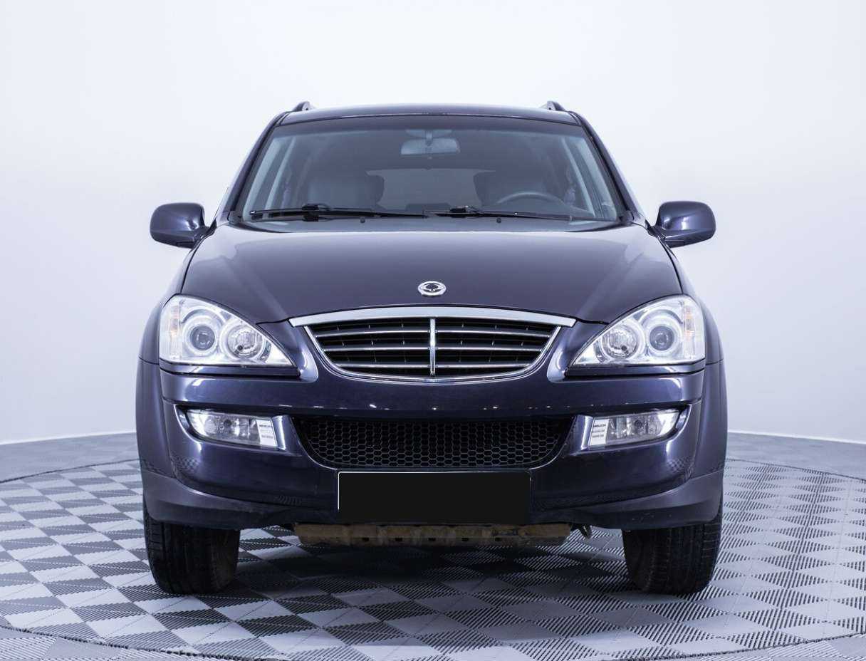 SsangYong Kyron б/у, 2013, Механическая. Фото: #1