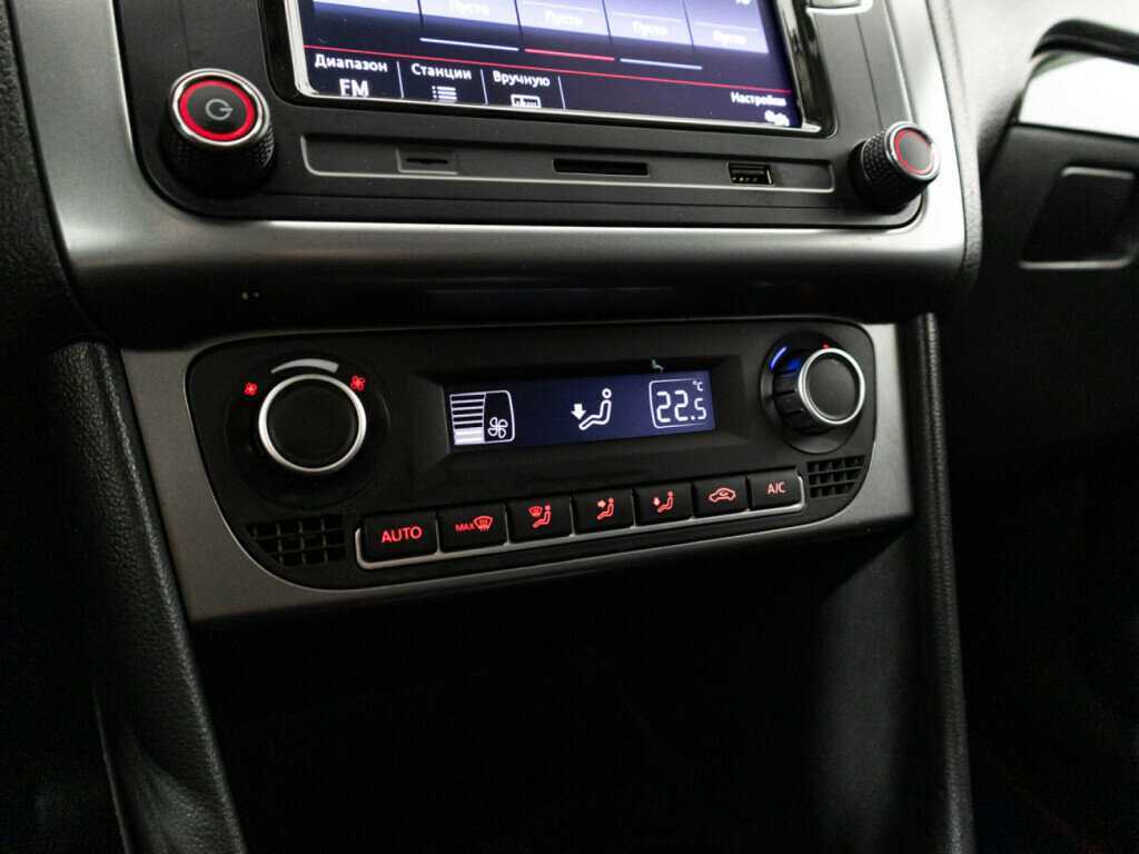 Volkswagen Polo б/у, 2018, Автоматическая. Фото: #15