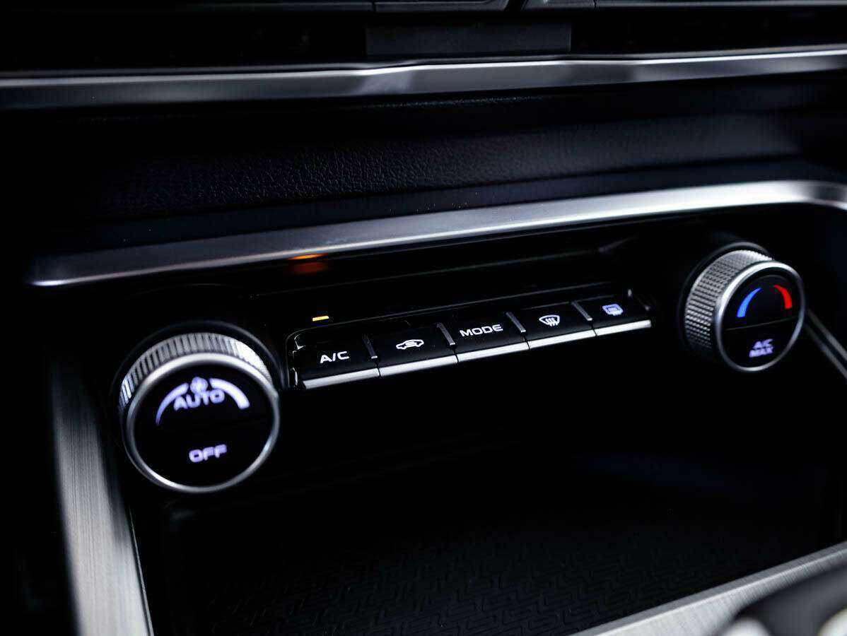 Geely Coolray б/у, 2021, Роботизированная. Фото: #19