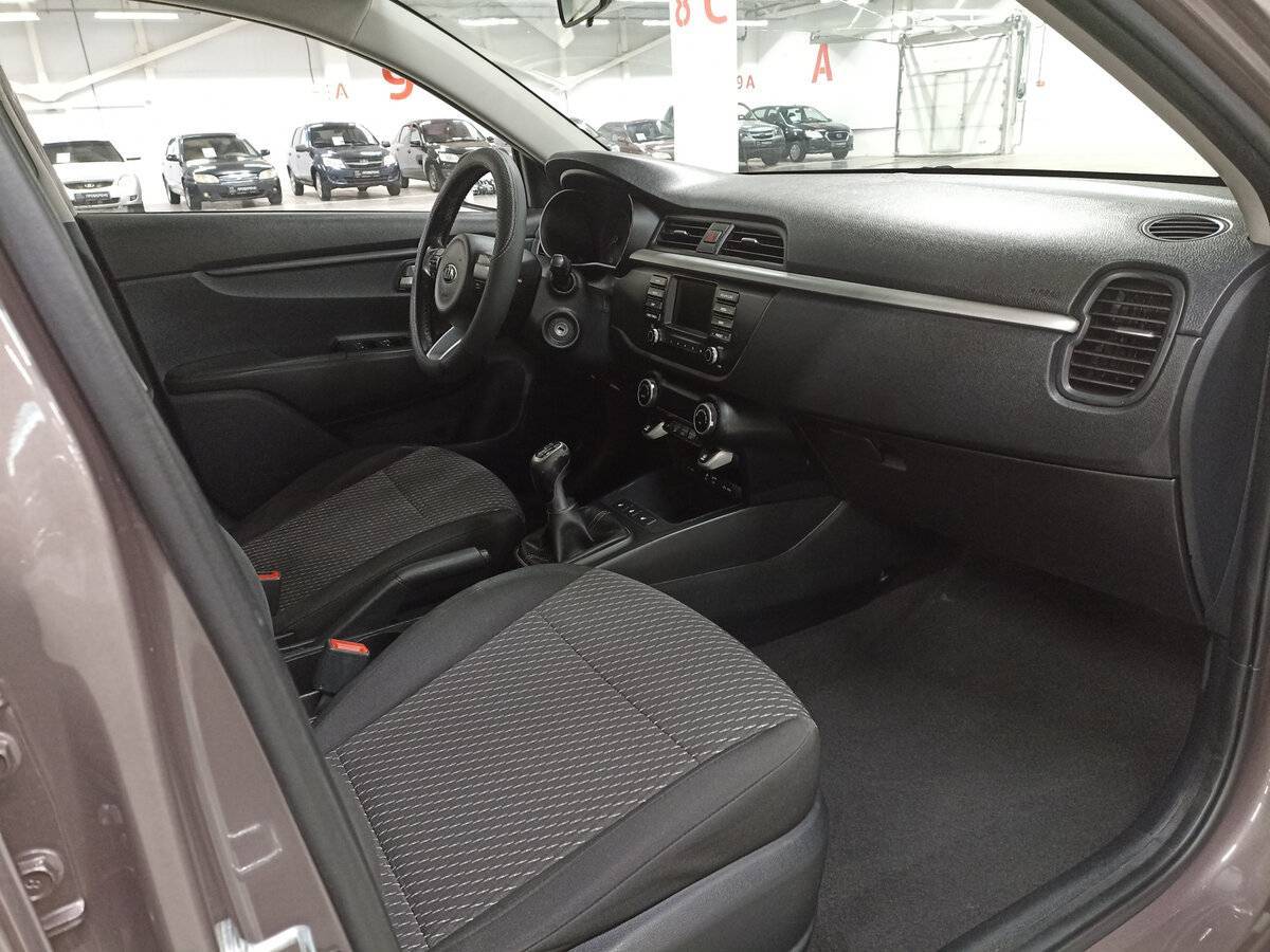 Kia Rio б/у, 2018, Механическая. Фото: #10
