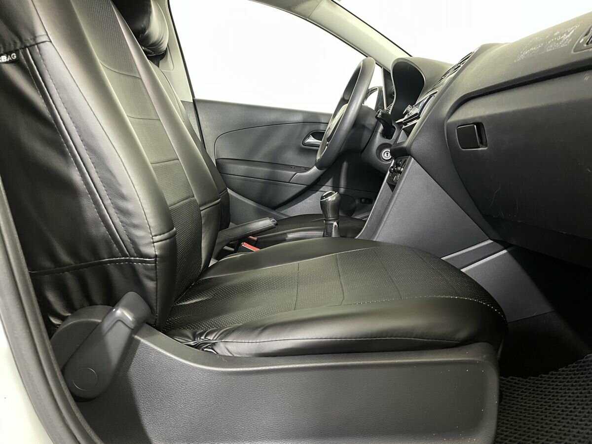 Volkswagen Polo б/у, 2017, Механическая. Фото: #13