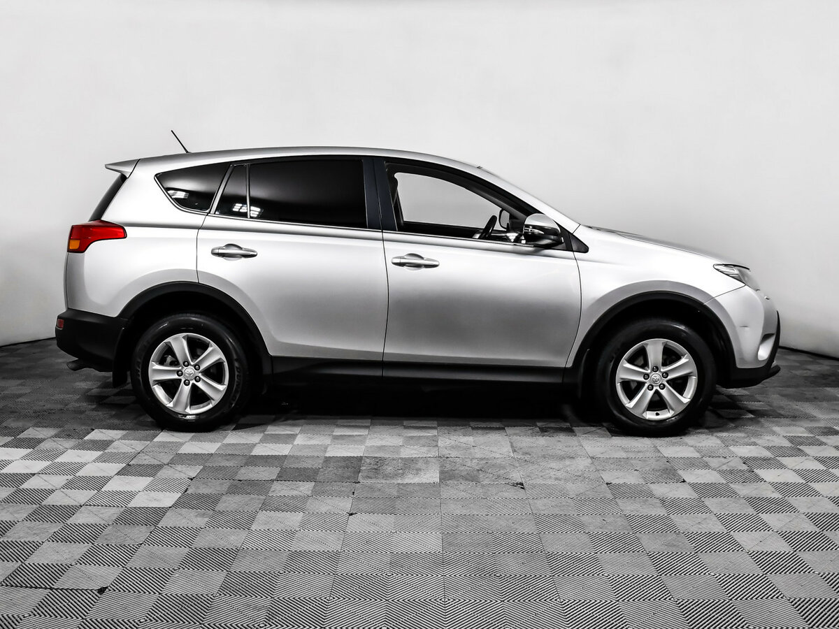 Toyota RAV4 б/у, 2013, Автоматическая. Фото: #3