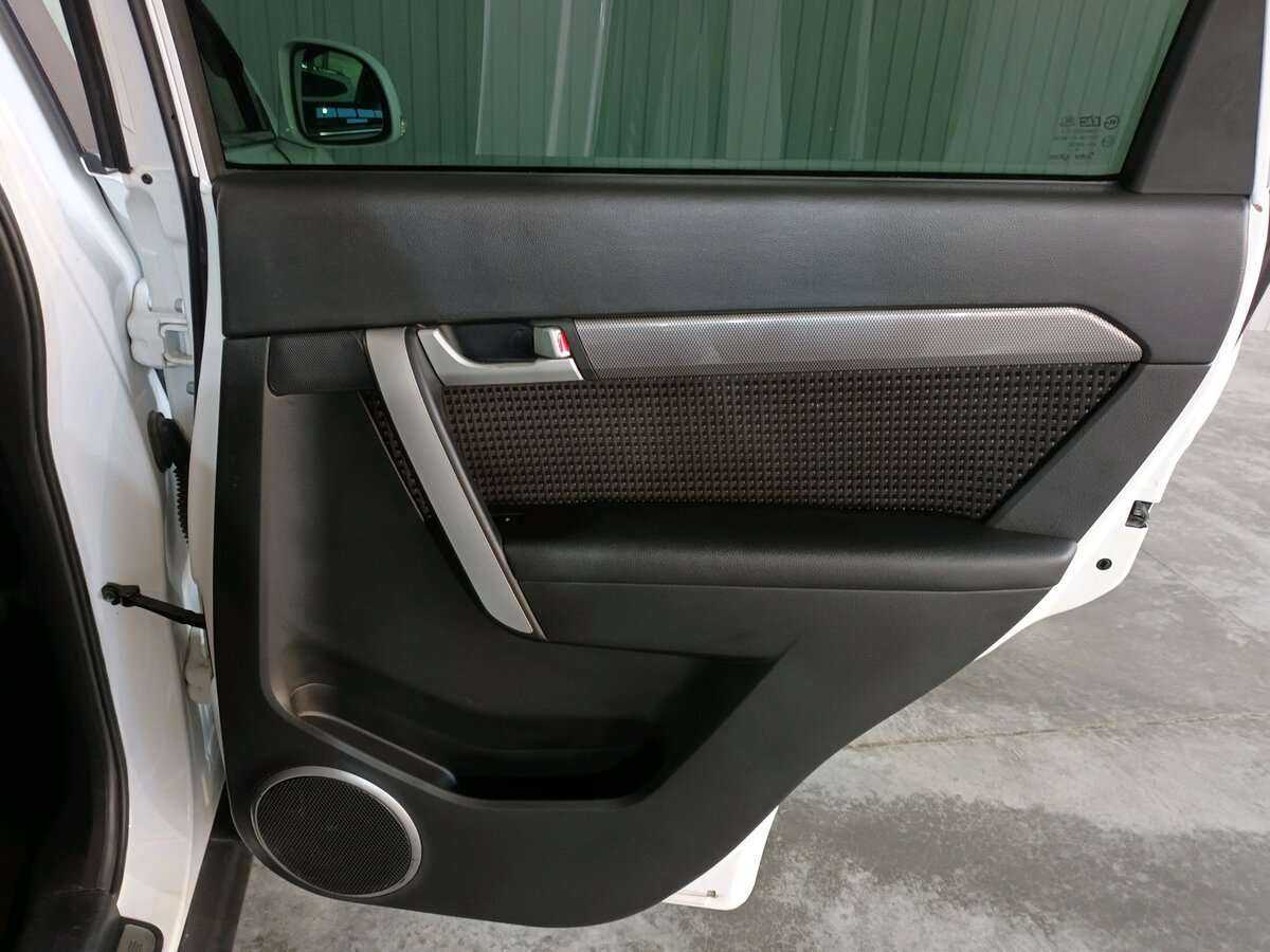 Chevrolet Captiva б/у, 2012, Автоматическая. Фото: #20