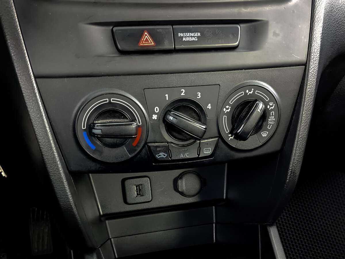 Suzuki Vitara б/у, 2019, Механическая. Фото: #25