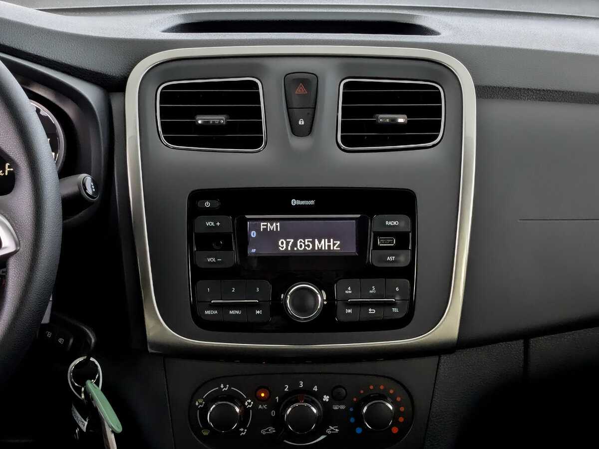 Renault Logan б/у, 2021, Автоматическая. Фото: #12