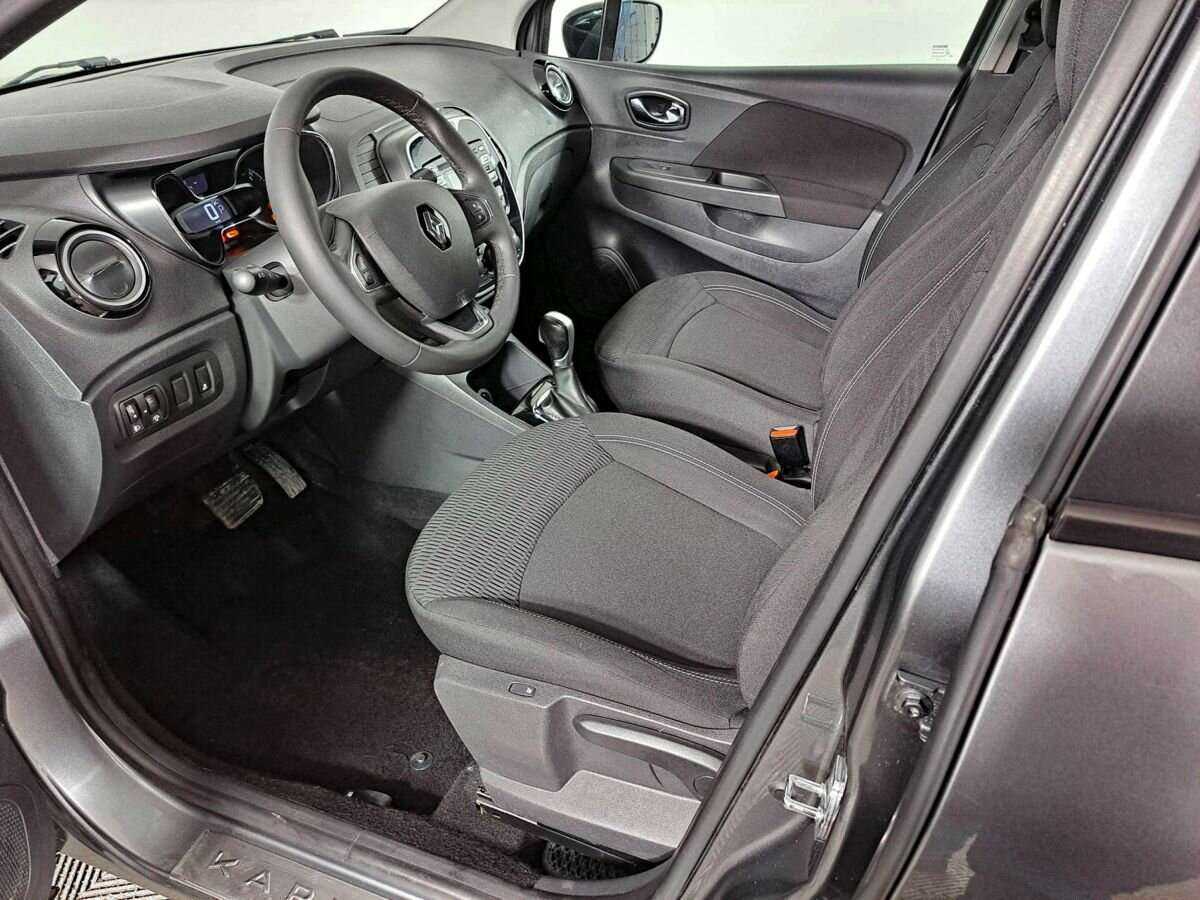 Renault Kaptur б/у, 2017, Автоматическая. Фото: #13