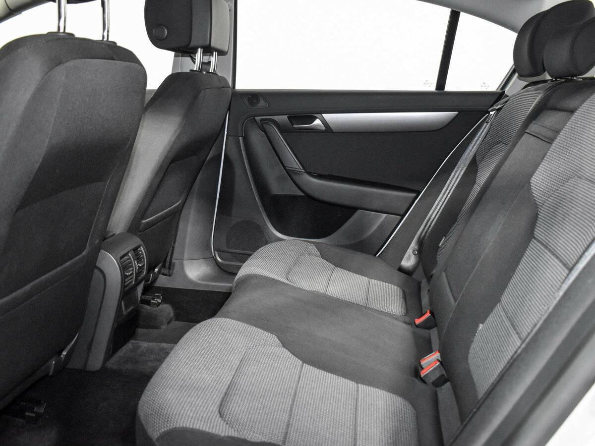 Volkswagen Passat б/у, 2012, Роботизированная. Фото: #12