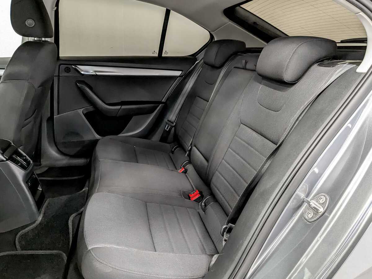 Skoda Octavia б/у, 2016, Роботизированная. Фото: #11