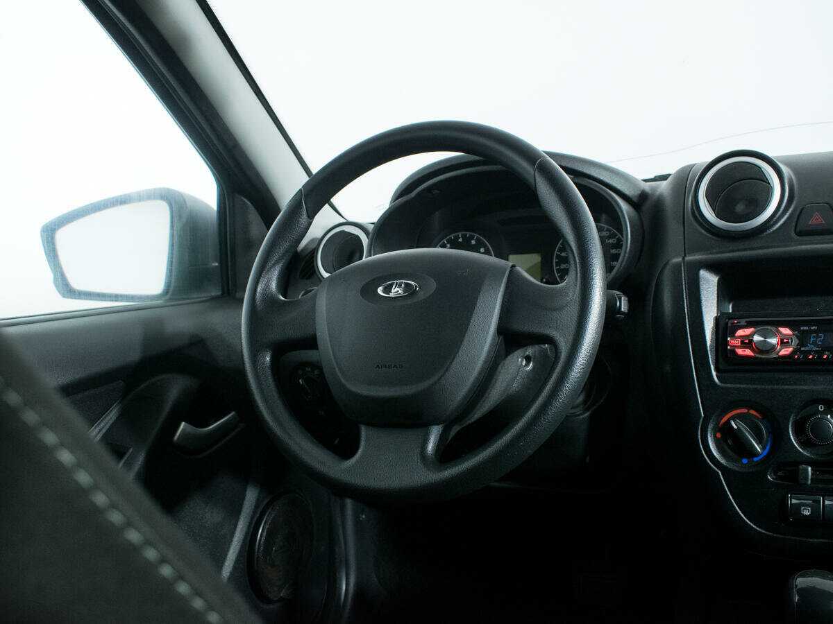 Lada (ВАЗ) Granta б/у, 2015, Роботизированная. Фото: #13