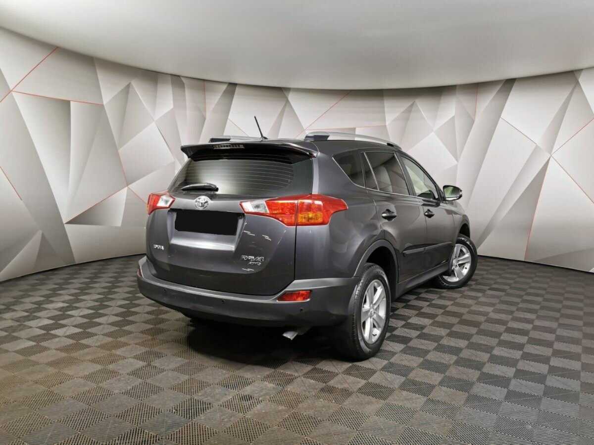 Toyota RAV4 б/у, 2014, Автоматическая. Фото: #1