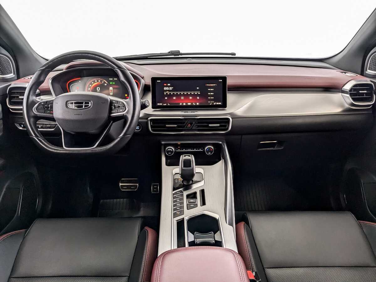 Geely Coolray б/у, 2021, Роботизированная. Фото: #11