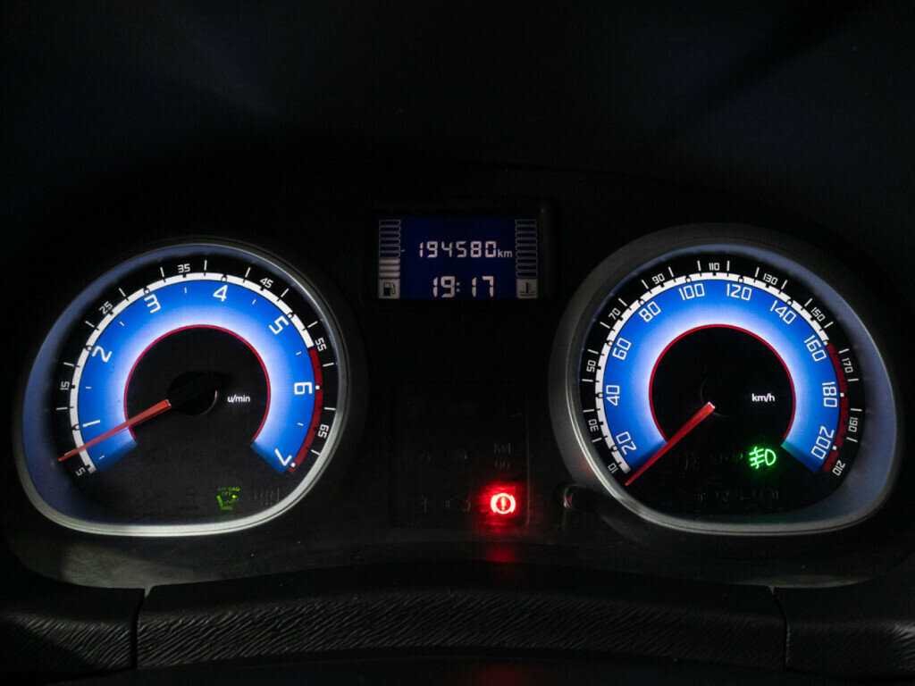 Renault Duster б/у, 2014, Механическая. Фото: #11