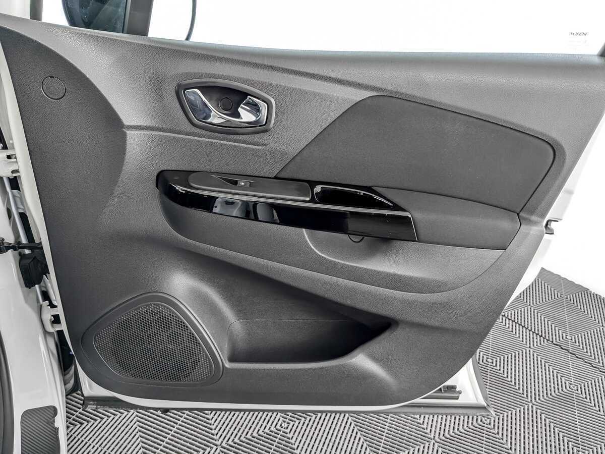 Renault Kaptur б/у, 2017, Автоматическая. Фото: #22