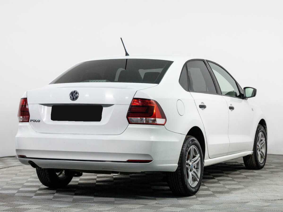 Volkswagen Polo б/у, 2015, Механическая. Фото: #3