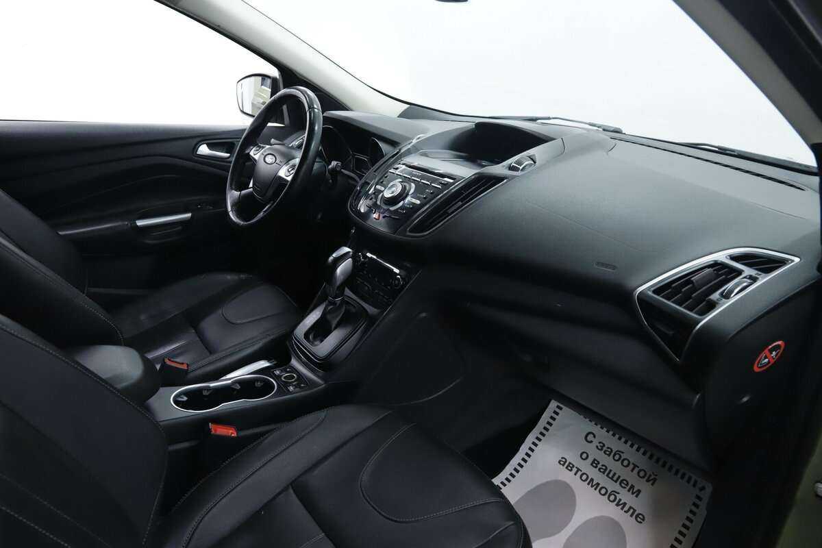 Ford Kuga б/у, 2016, Автоматическая. Фото: #17