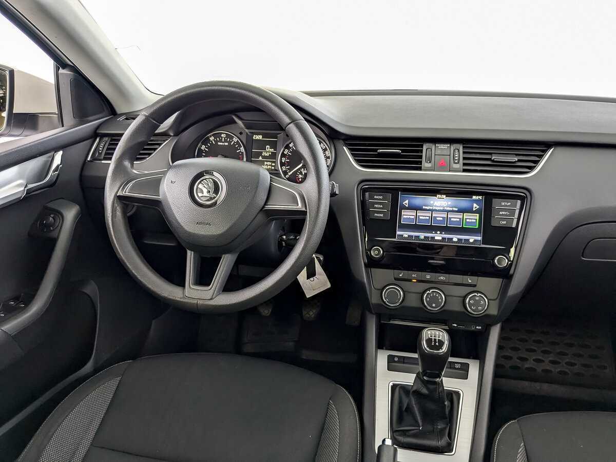 Skoda Octavia б/у, 2017, Механическая. Фото: #20