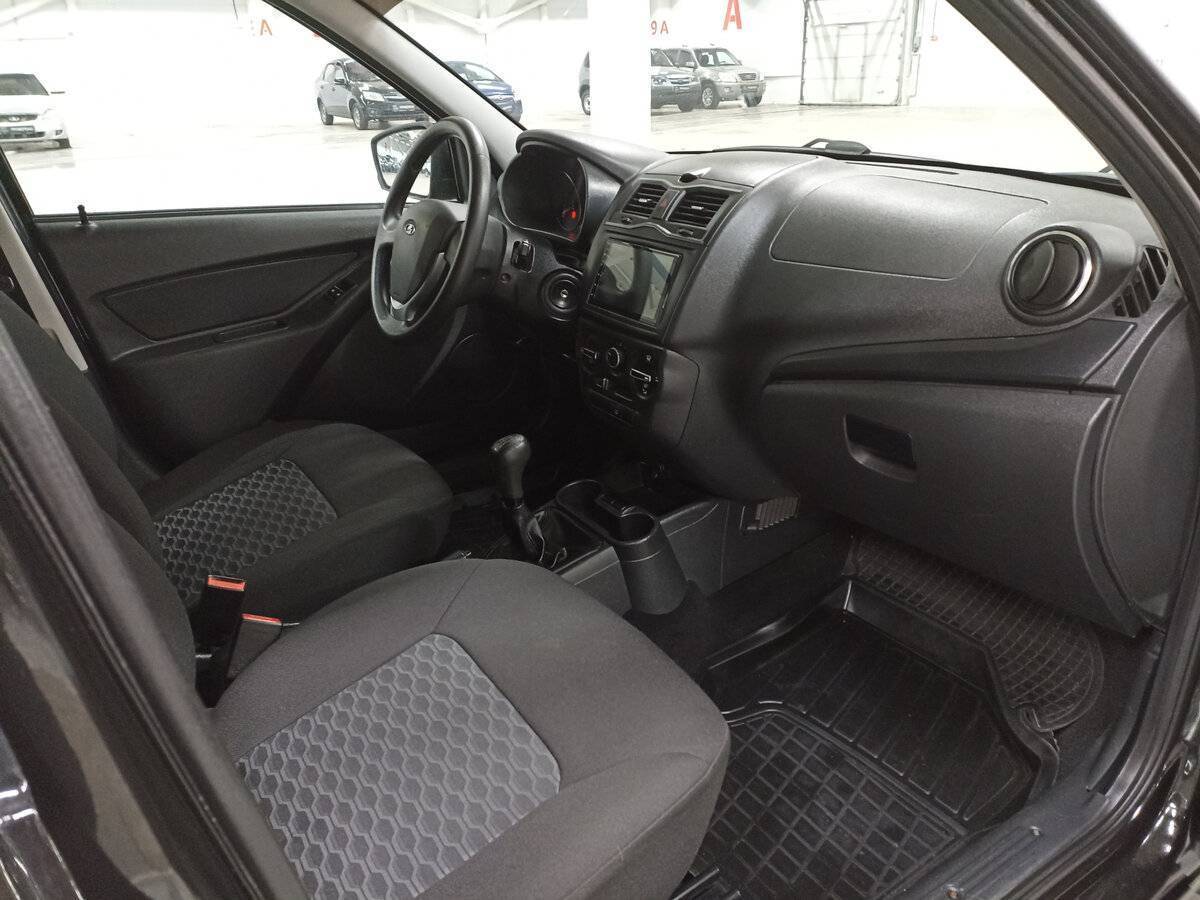 Lada (ВАЗ) Granta б/у, 2018, Механическая. Фото: #10