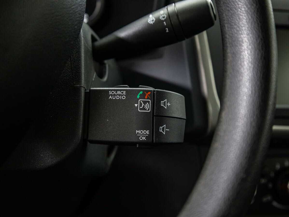 Renault Logan б/у, 2019, Автоматическая. Фото: #14