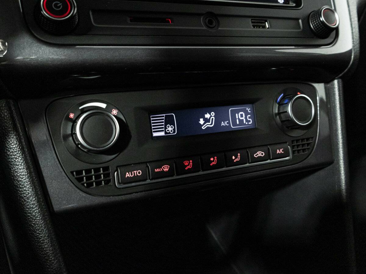 Volkswagen Polo б/у, 2018, Механическая. Фото: #14