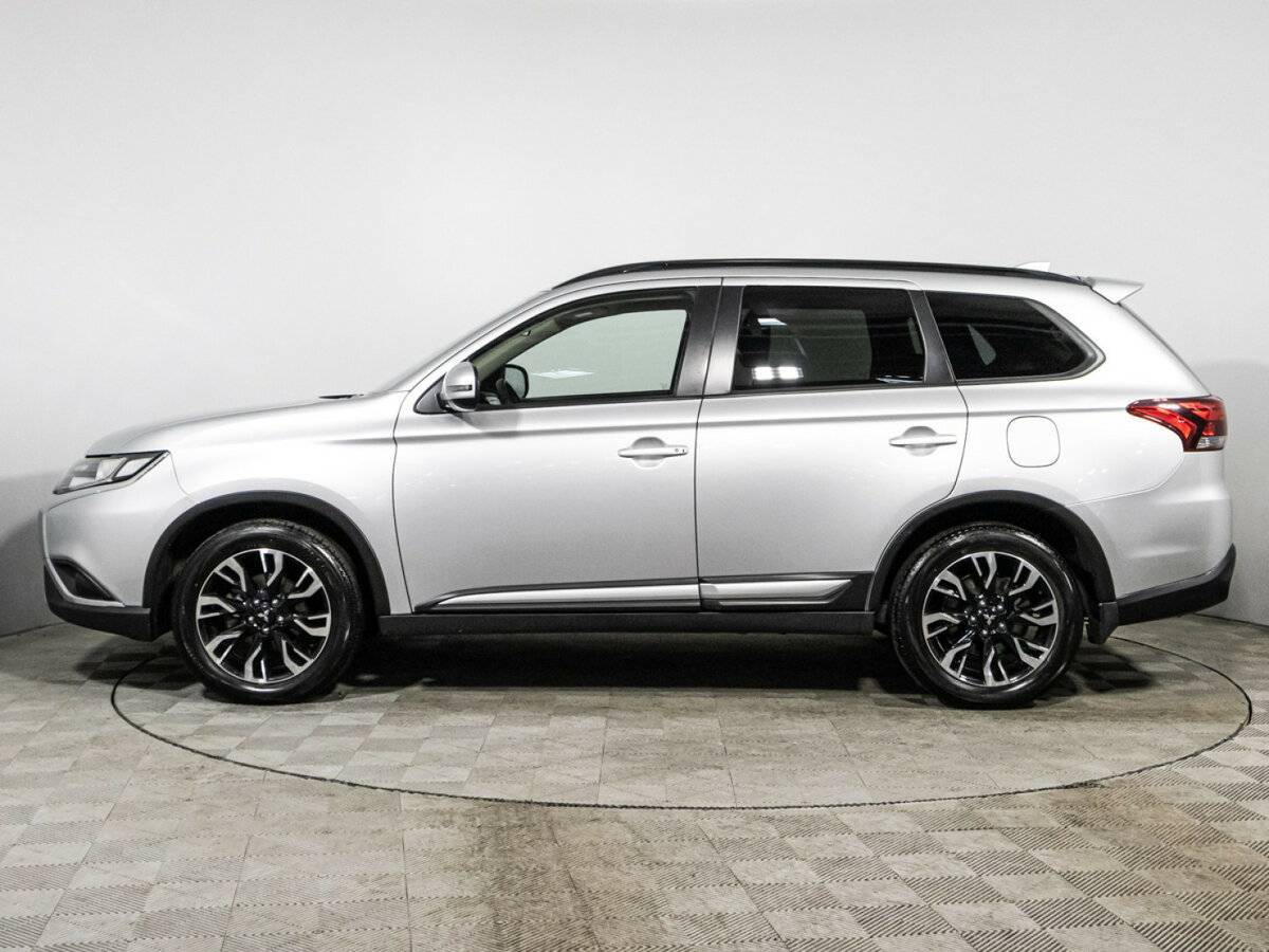 Mitsubishi Outlander б/у, 2022, Вариатор. Фото: #7