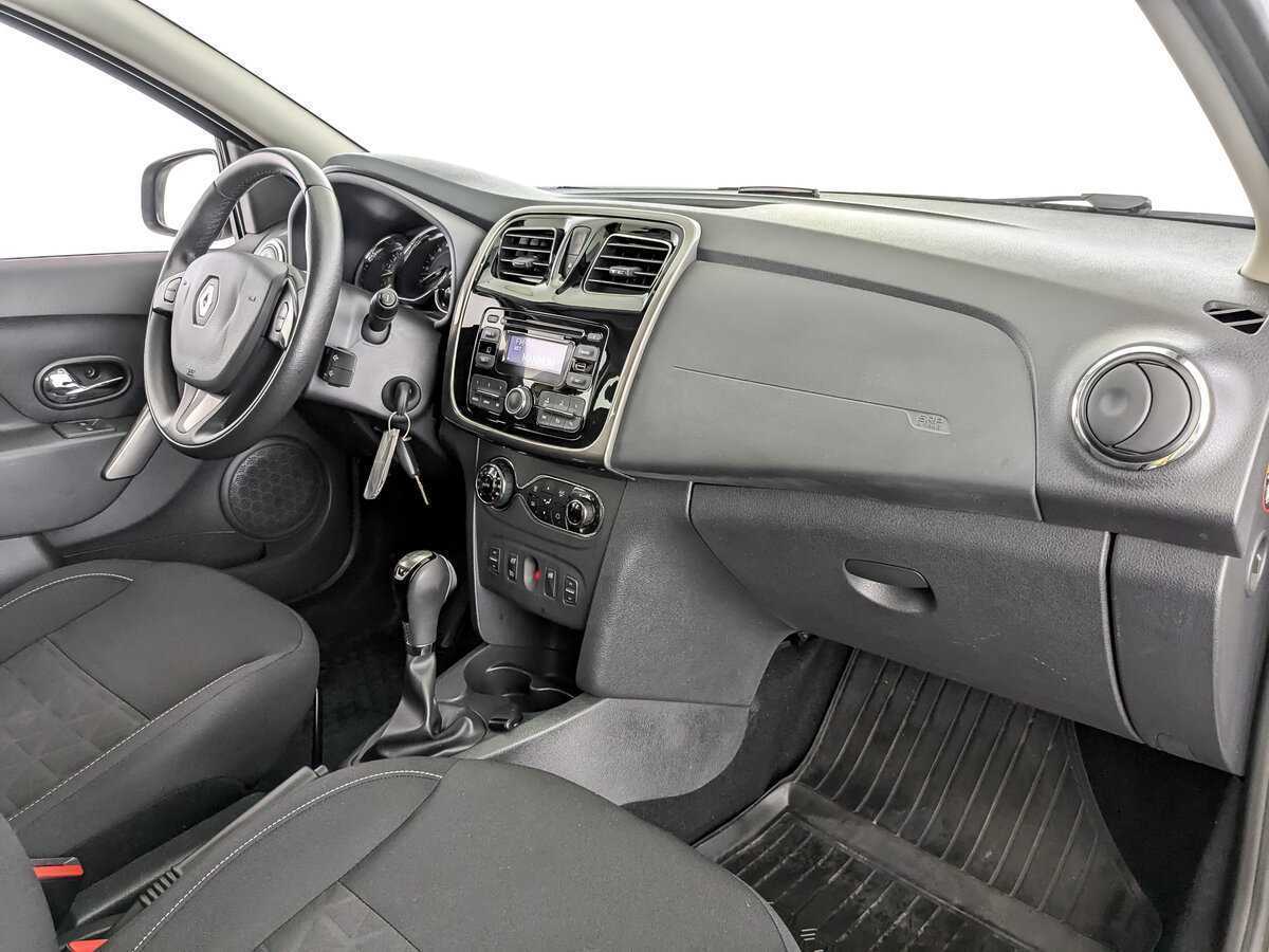 Renault Sandero б/у, 2016, Автоматическая. Фото: #8