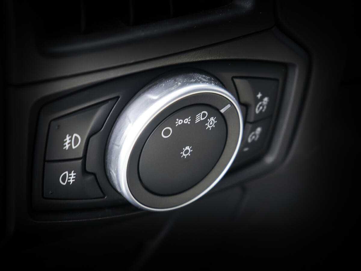 Ford Focus б/у, 2015, Автоматическая. Фото: #18