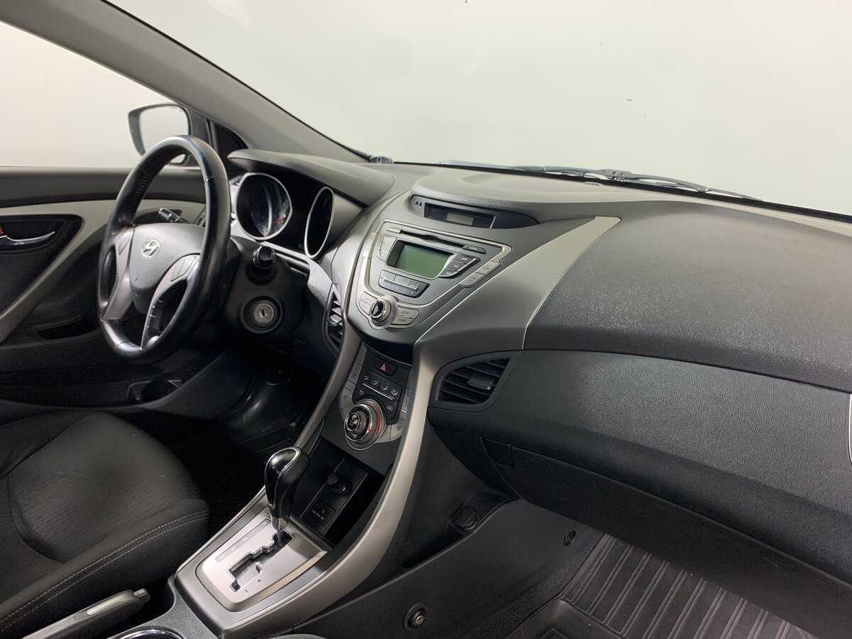 Hyundai Elantra б/у, 2012, Автоматическая. Фото: #13