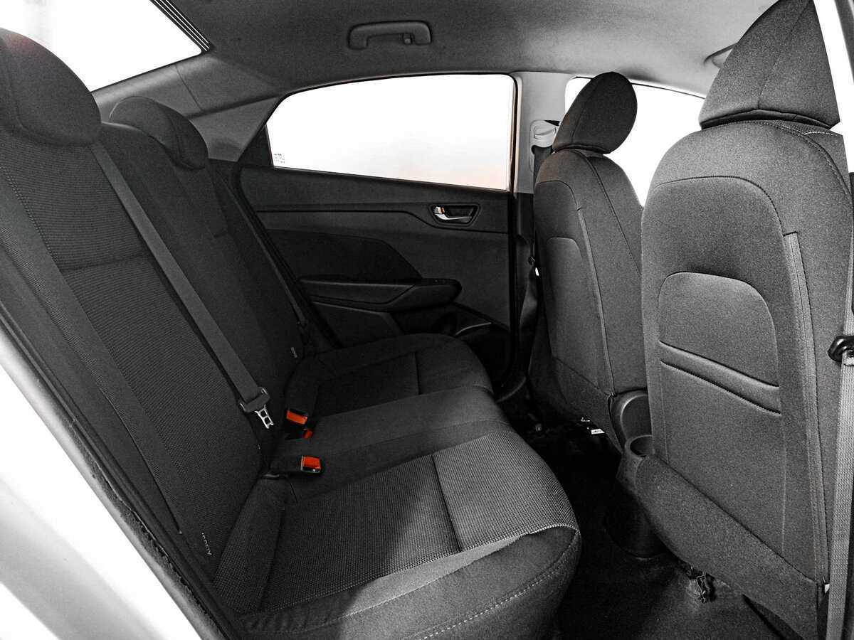 Hyundai Solaris б/у, 2018, Механическая. Фото: #9