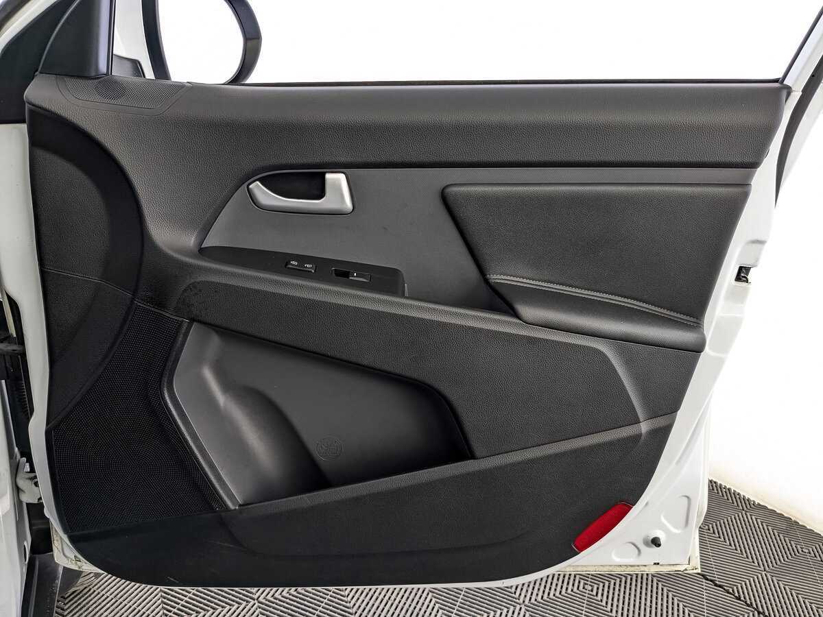 Kia Sportage б/у, 2012, Автоматическая. Фото: #23