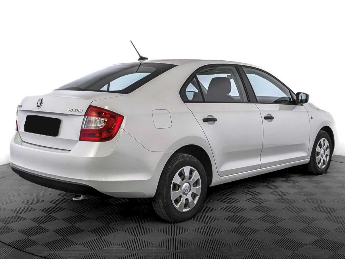 Skoda Rapid б/у, 2017, Механическая. Фото: #4