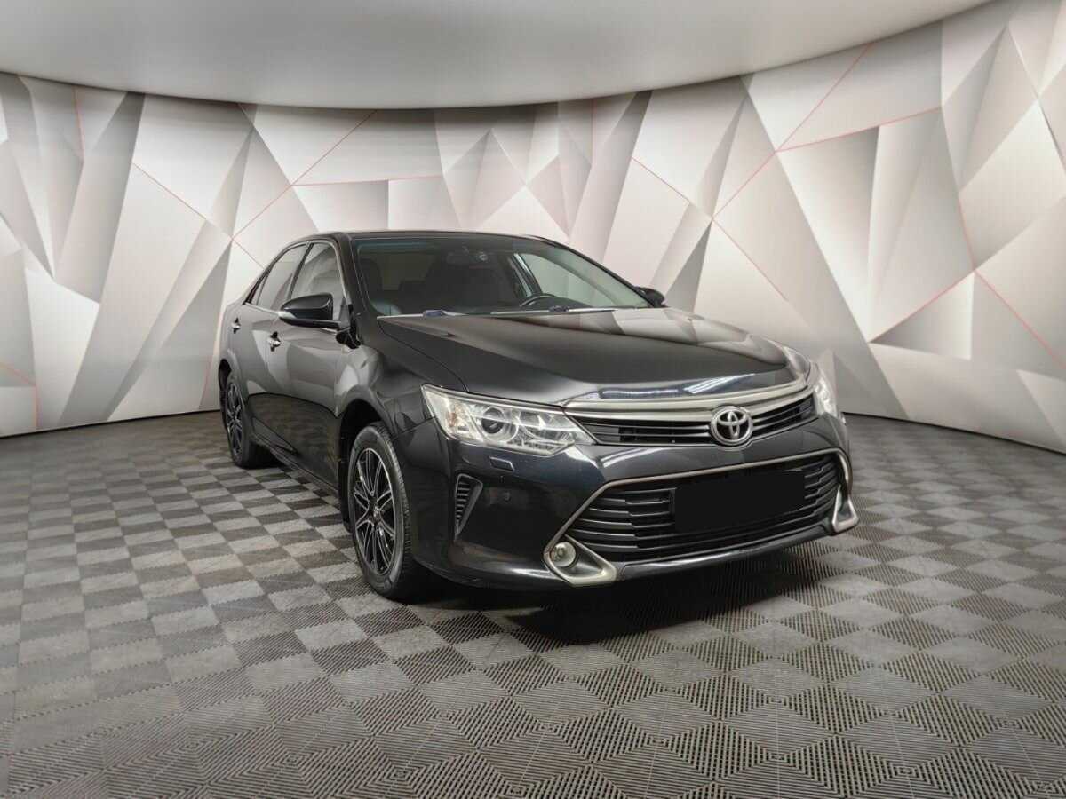 Toyota Camry б/у, 2015, Автоматическая. Фото: #2