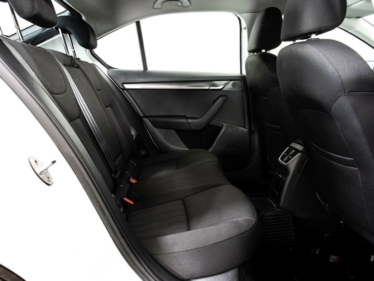 Skoda Octavia б/у, 2017, Роботизированная. Фото: #12