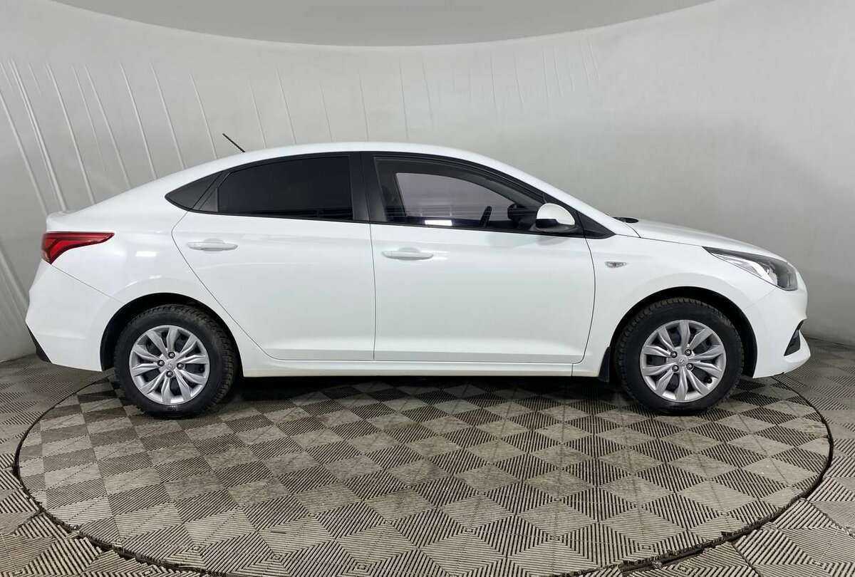 Hyundai Solaris б/у, 2020, Автоматическая. Фото: #1