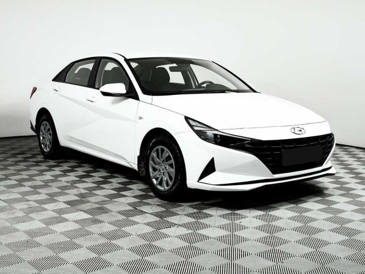 Hyundai Elantra б/у, 2022, Автоматическая. Фото: #2