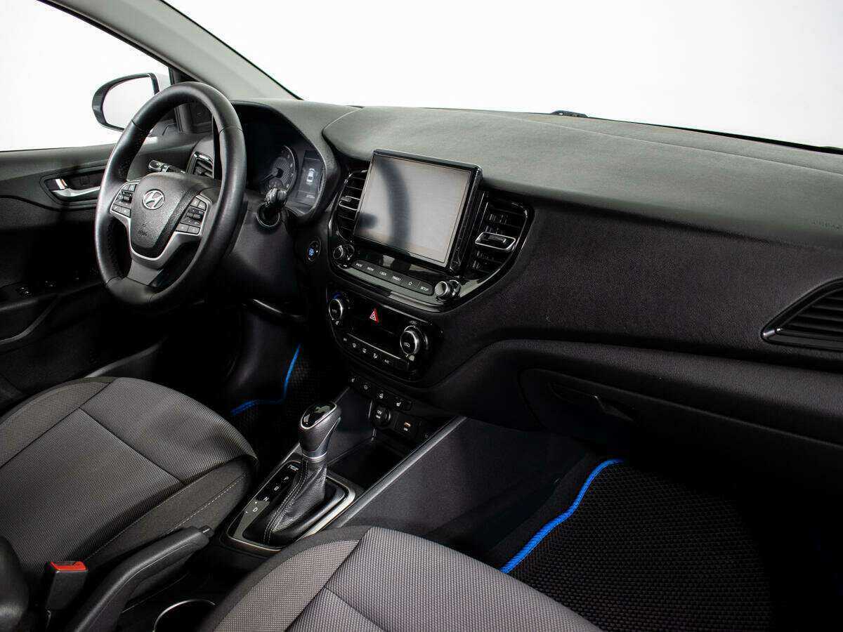 Hyundai Solaris б/у, 2020, Автоматическая. Фото: #3