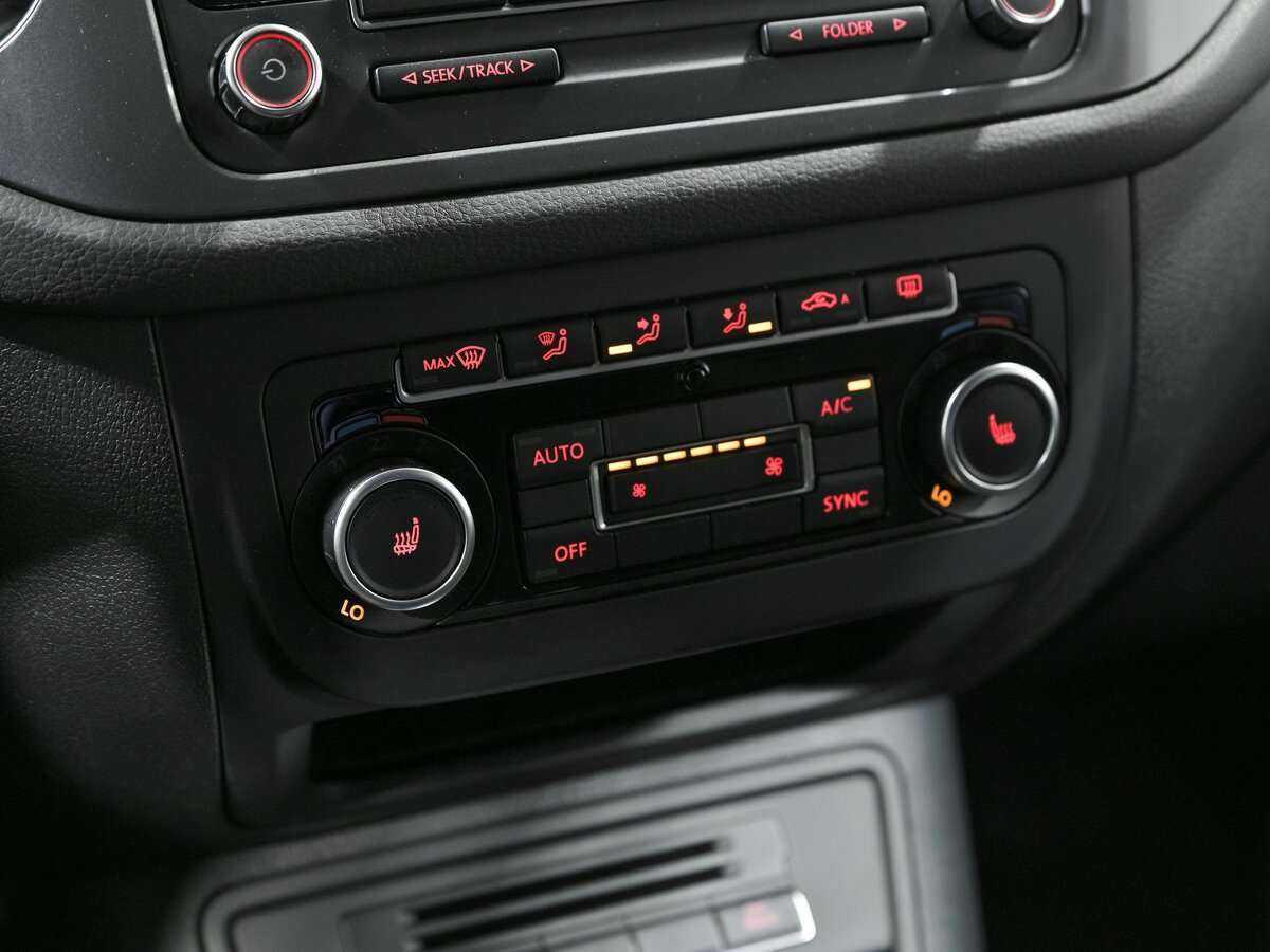 Volkswagen Tiguan б/у, 2013, Автоматическая. Фото: #10