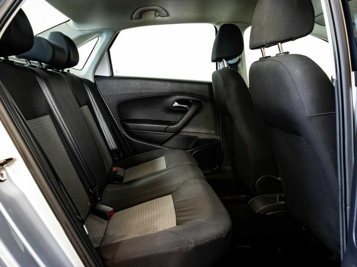 Volkswagen Polo б/у, 2013, Механическая. Фото: #10