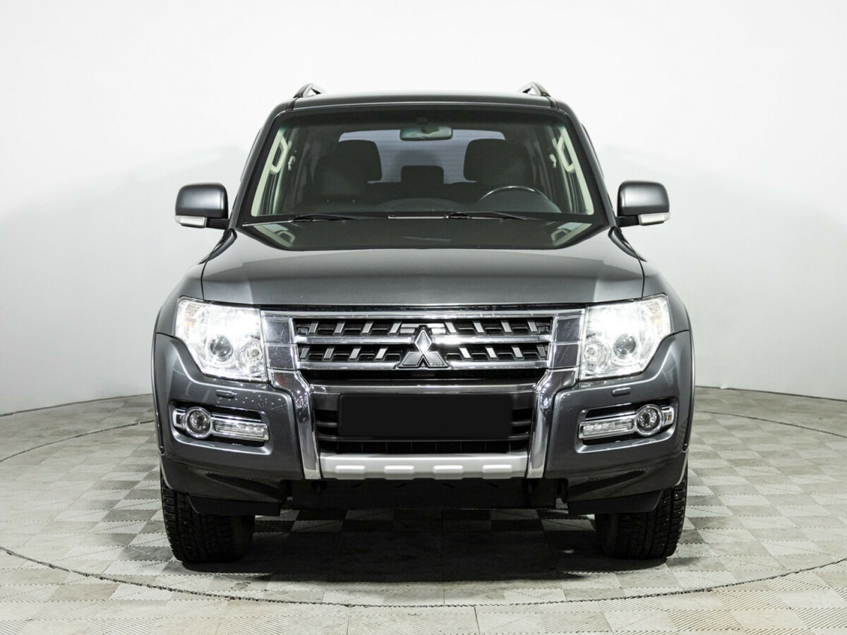 Mitsubishi Pajero б/у, 2015, Автоматическая. Фото: #1