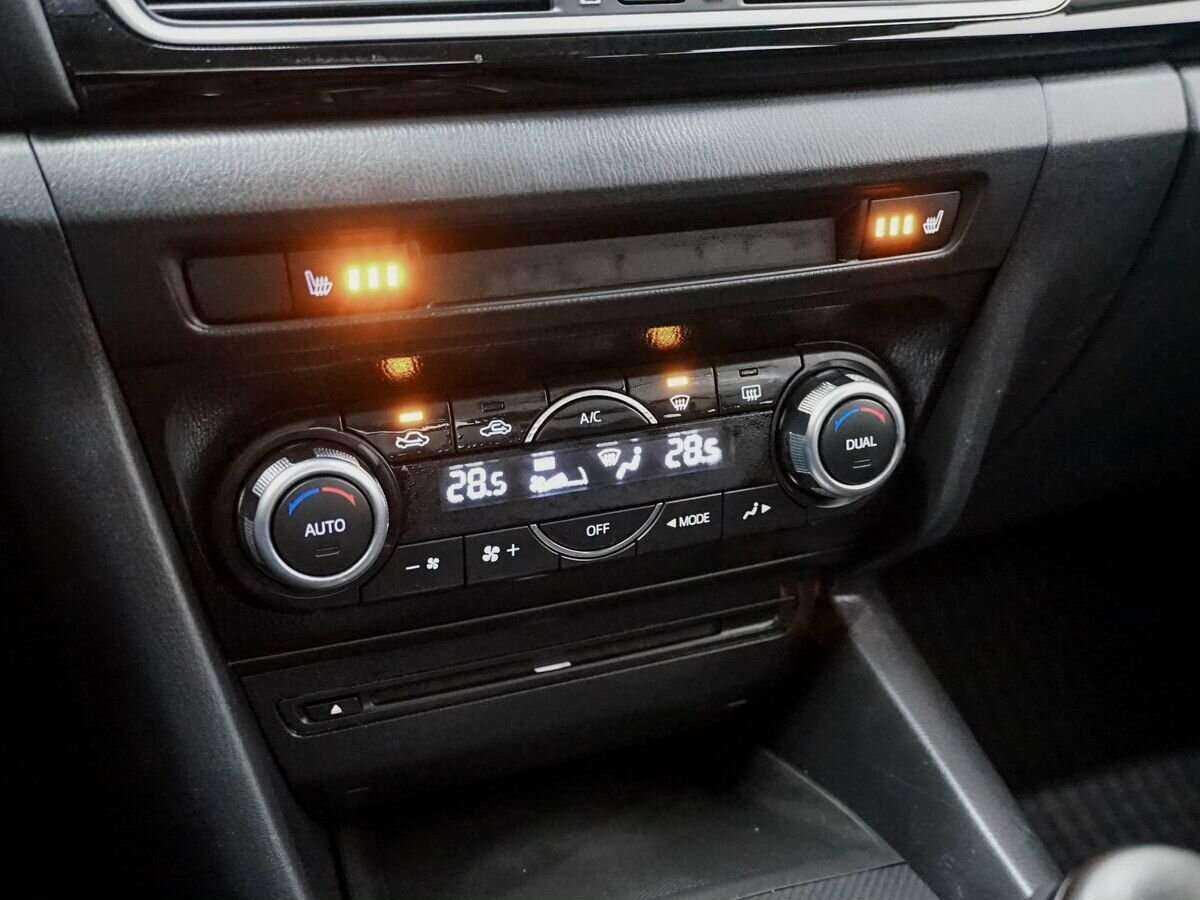 Mazda 3 б/у, 2013, Автоматическая. Фото: #14