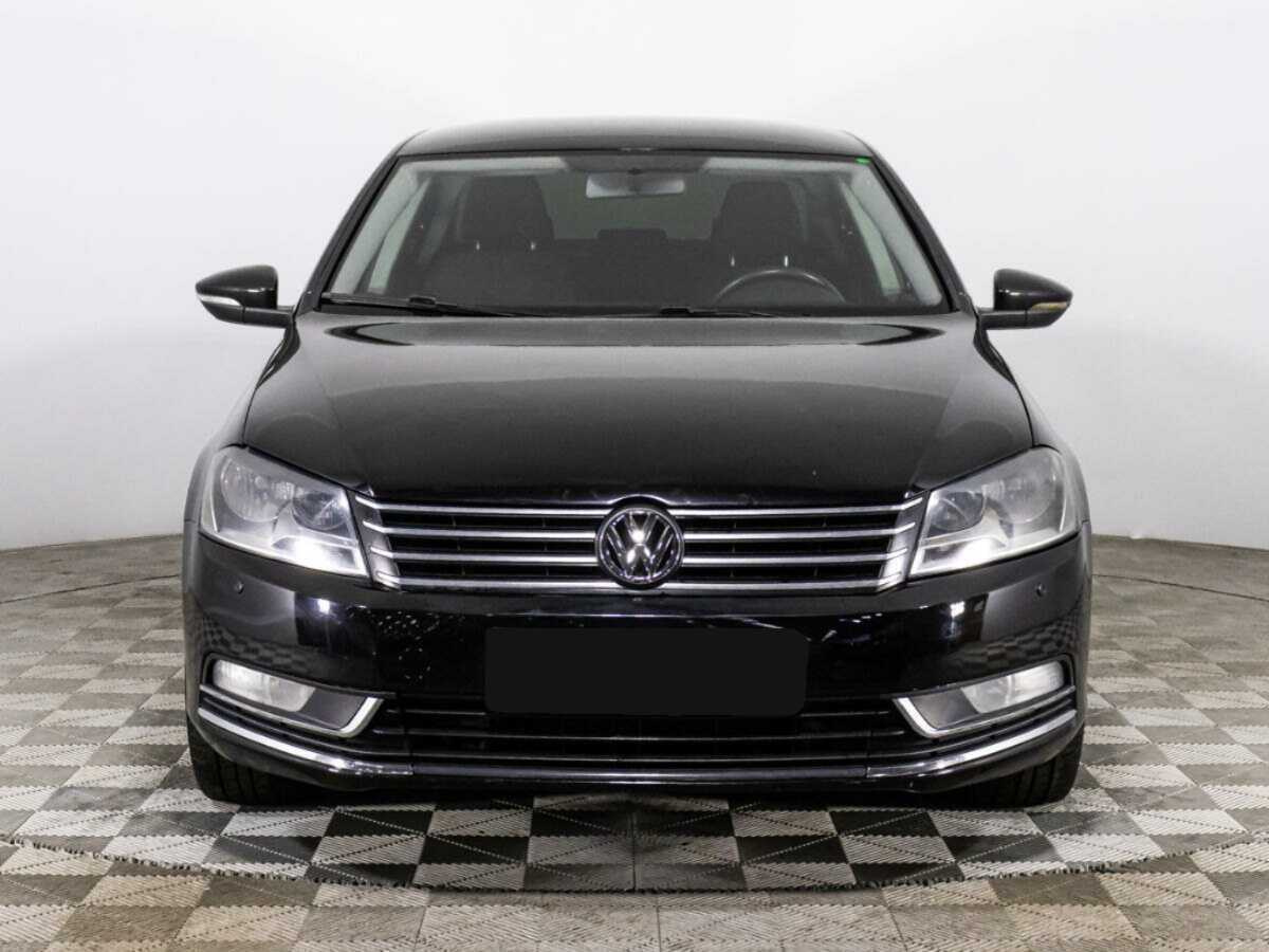 Volkswagen Passat б/у, 2013, Механическая. Фото: #1