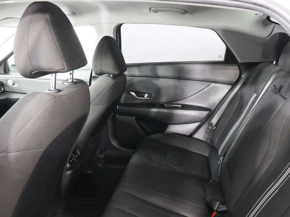 Hyundai Elantra б/у, 2021, Вариатор. Фото: #11