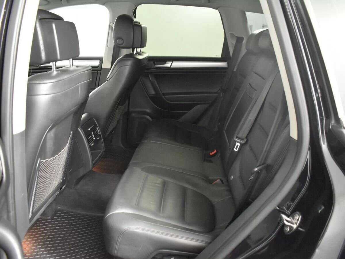 Volkswagen Touareg б/у, 2014, Автоматическая. Фото: #15