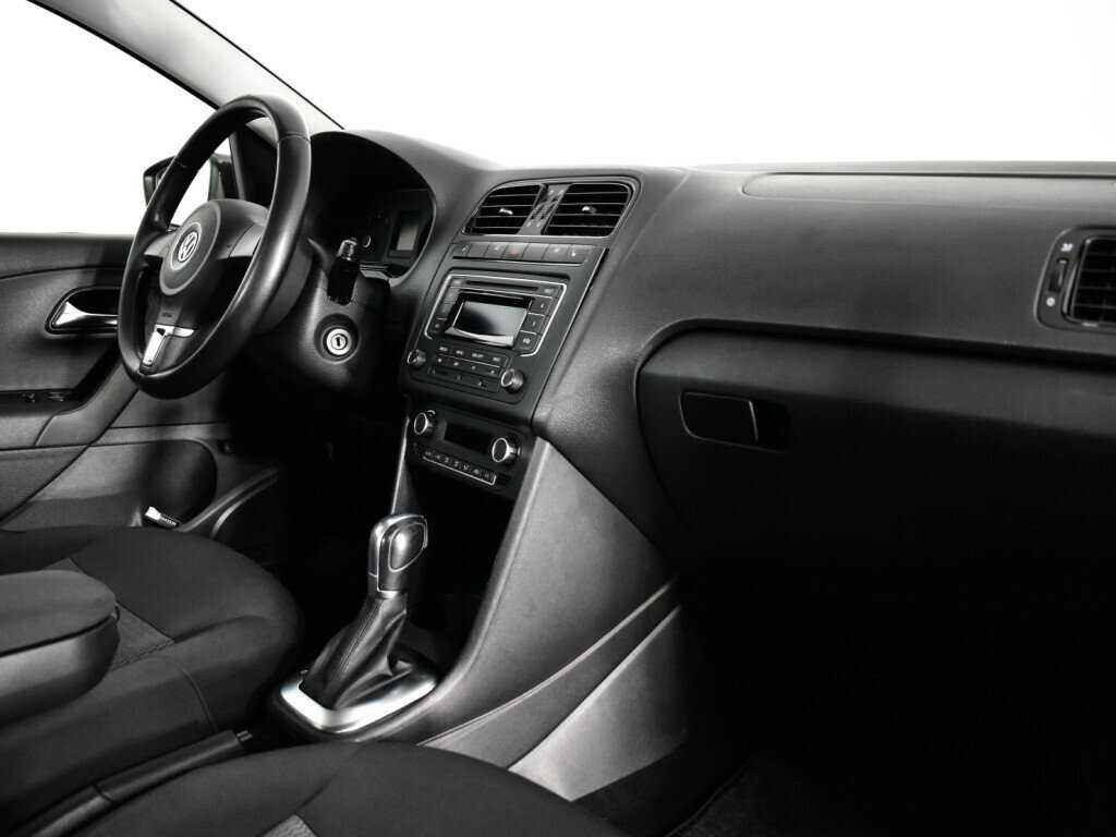 Volkswagen Polo б/у, 2015, Автоматическая. Фото: #8