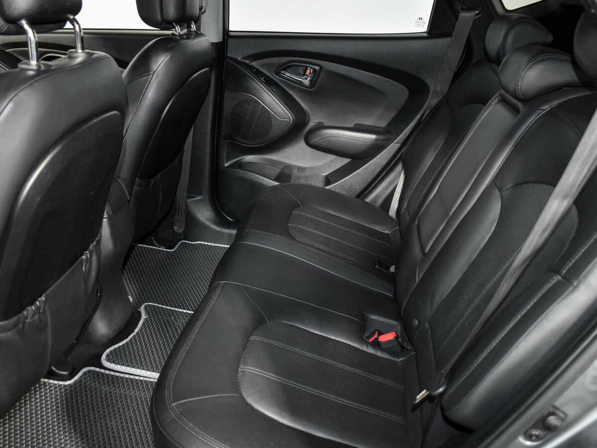 Hyundai ix35 б/у, 2013, Автоматическая. Фото: #10