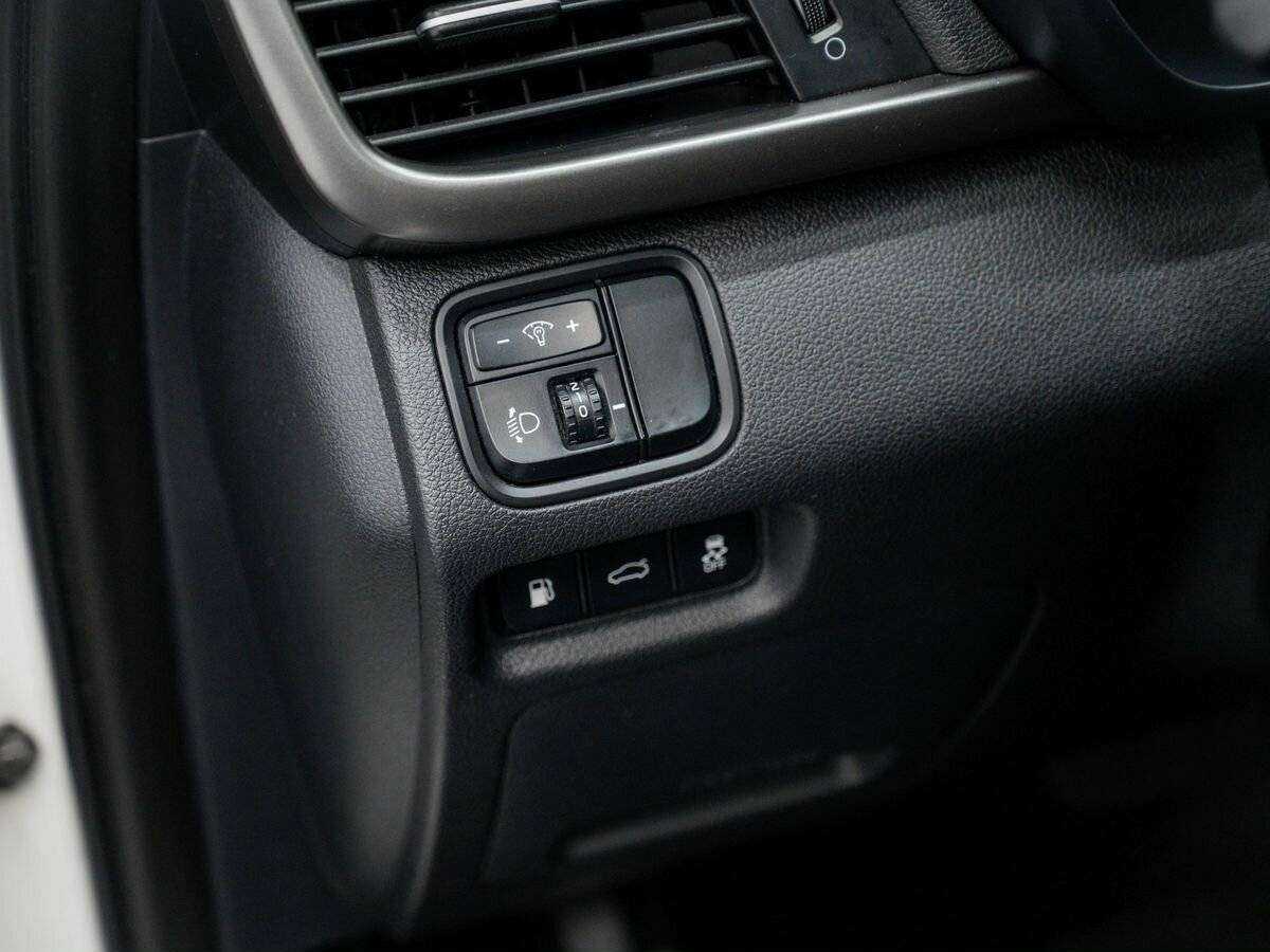 Kia Optima б/у, 2017, Автоматическая. Фото: #12