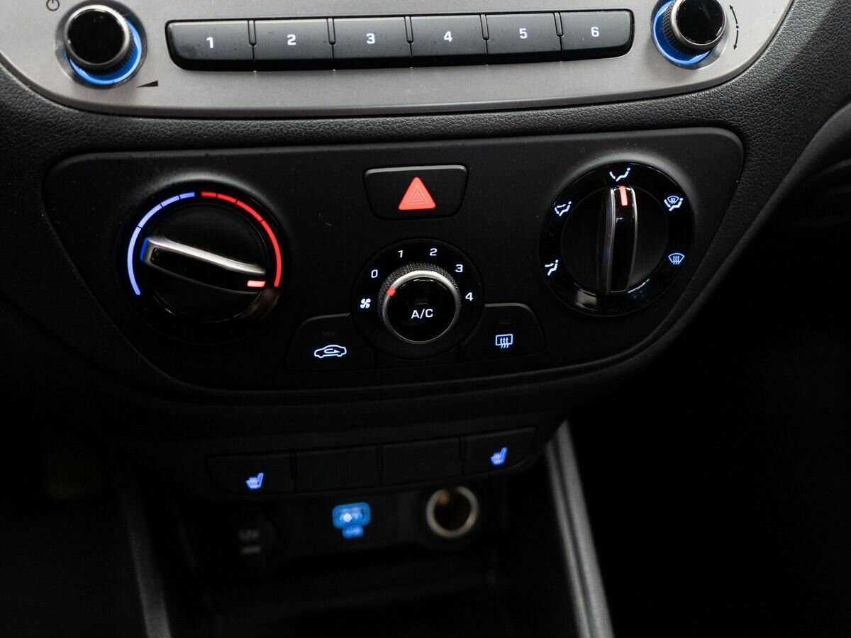 Hyundai Solaris б/у, 2019, Механическая. Фото: #9