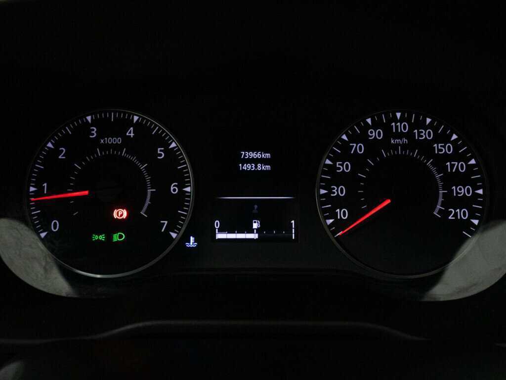 Renault Duster б/у, 2021, Механическая. Фото: #11